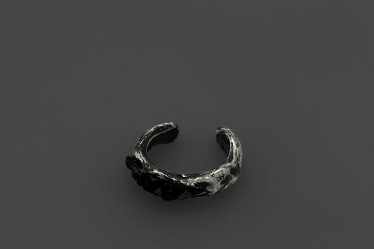 Black Tourmaline Ear Cuff LevenExclusive