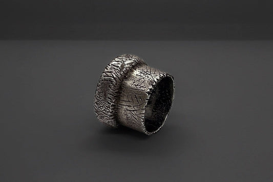 Oxidized Silver Ring LevenExclusive