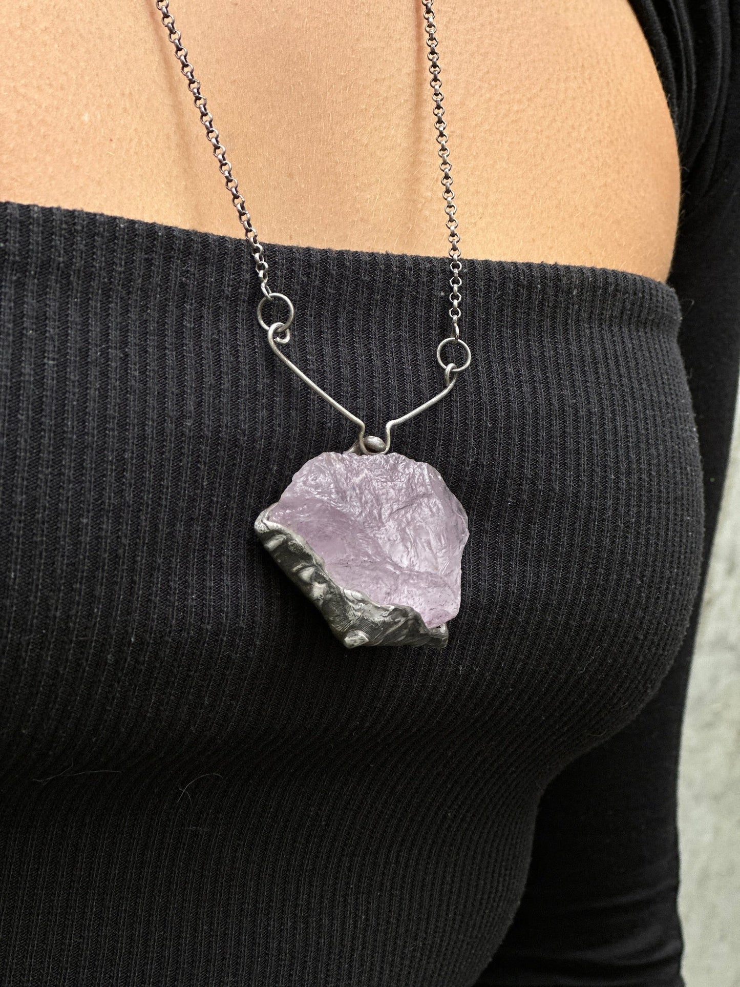 Raw Amethyst Pendant LevenExclusive