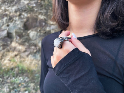 Raw Quartz Ring LevenExclusive