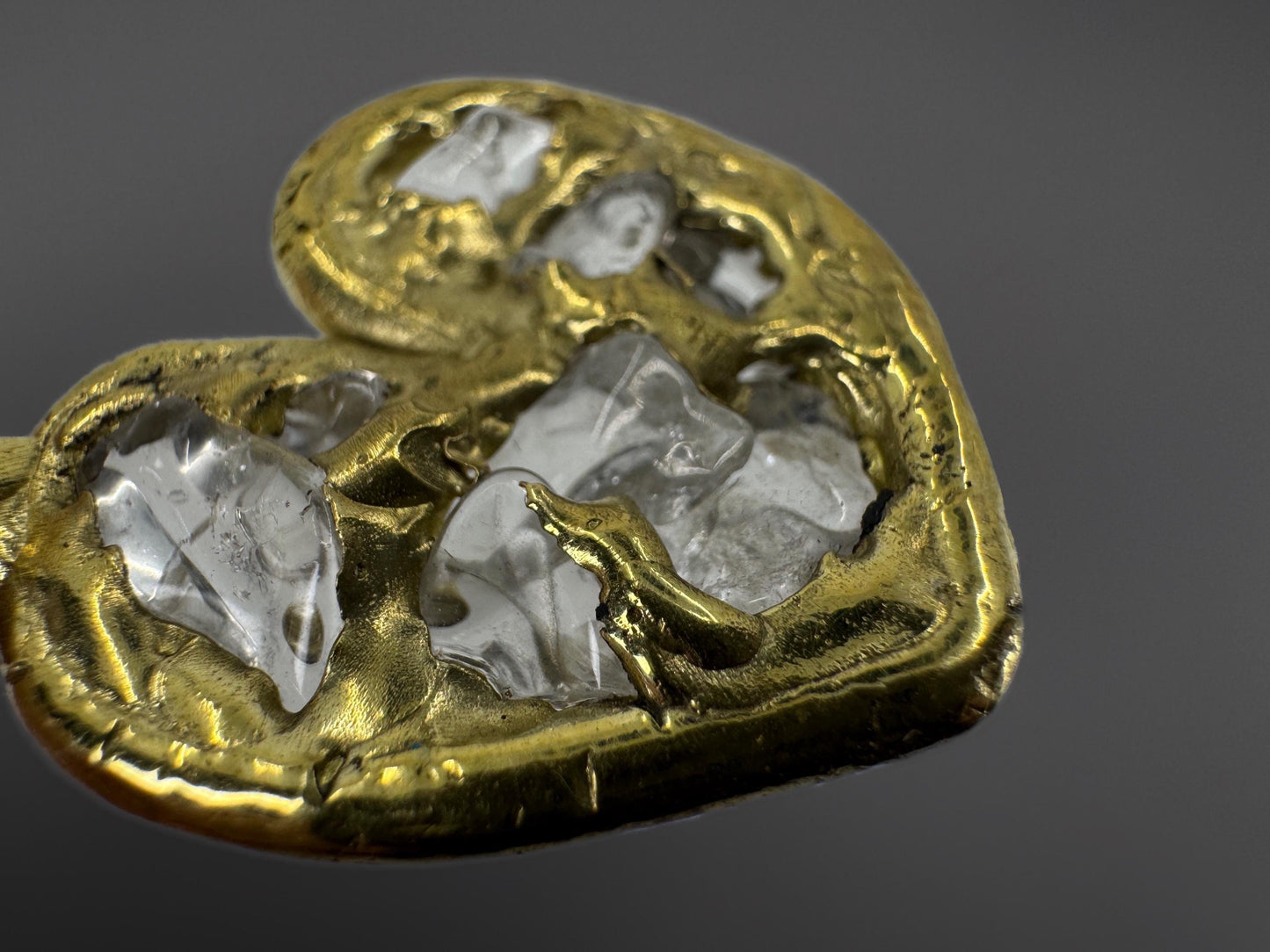 გულის ფორმის გულსაკიდი